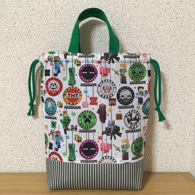 シューズ袋　巾着タイプ　上履き入れ　上靴袋　ハンドメイド　はるなお様専用 キッズ/ベビー/マタニティのこども用バッグ(シューズバッグ)の商品写真