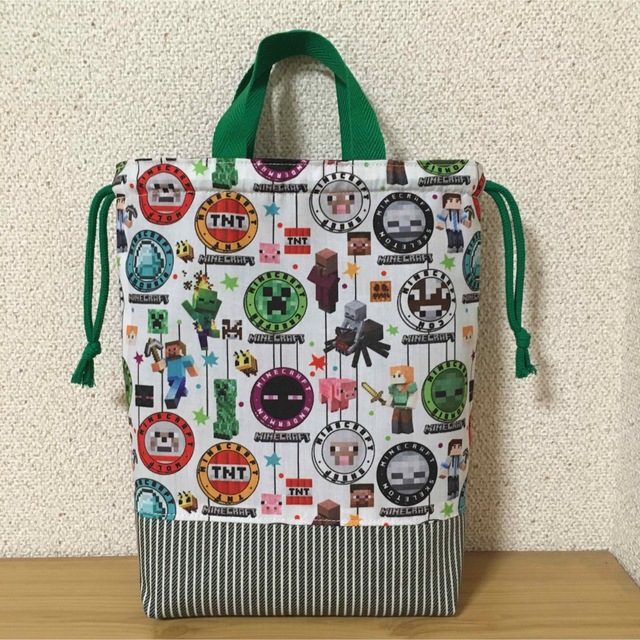 シューズ袋　巾着タイプ　上履き入れ　上靴袋　ハンドメイド　はるなお様専用 キッズ/ベビー/マタニティのこども用バッグ(シューズバッグ)の商品写真