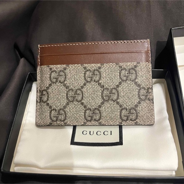 Gucci(グッチ)のGUCCI GGスプリーム カードケース パスケース レディースのファッション小物(名刺入れ/定期入れ)の商品写真