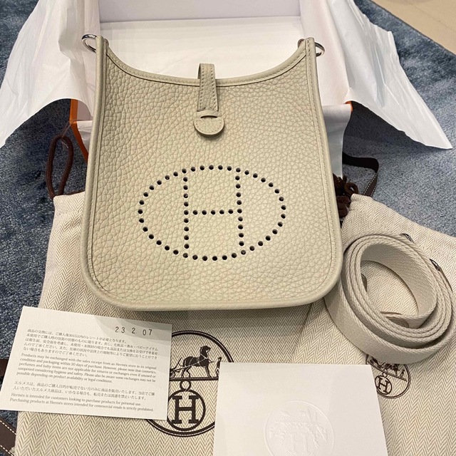 Hermes(エルメス)のYuka様専用　ショルダーバッグ エブリンTPM mini シルバー金具 U刻印 レディースのバッグ(ショルダーバッグ)の商品写真