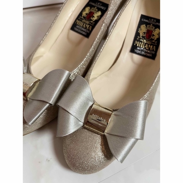 MIHAMA リボン パンプス レディースの靴/シューズ(ハイヒール/パンプス)の商品写真