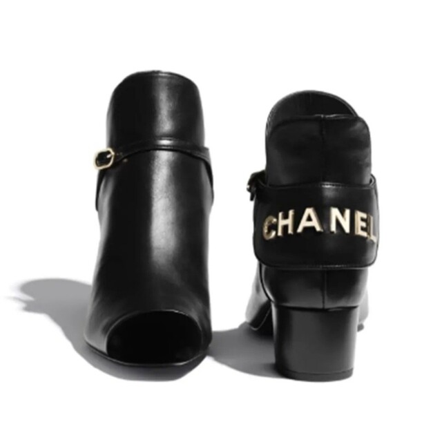 CHANEL - シャネル ショートブーツ アンクル ブーティ CHANELロゴ 37