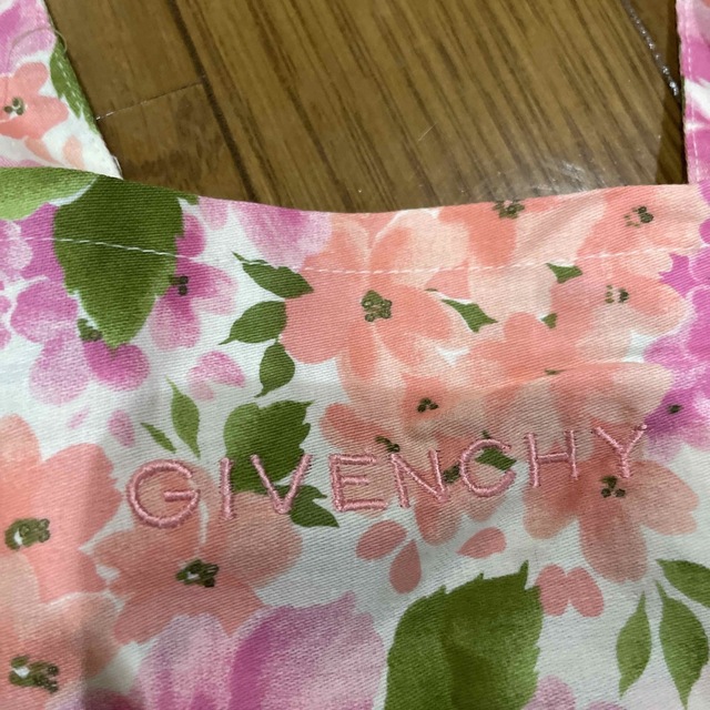 GIVENCHY(ジバンシィ)のジバンシー　エプロン　新品タグ付き レディースのレディース その他(その他)の商品写真