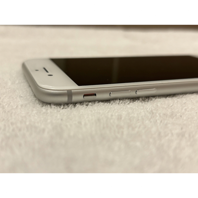 アップル製品【最終値下げ】iPhone 8 Silver 64 GB SIMフリー 美品