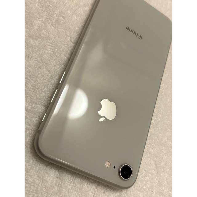 アップル製品【最終値下げ】iPhone 8 Silver 64 GB SIMフリー 美品