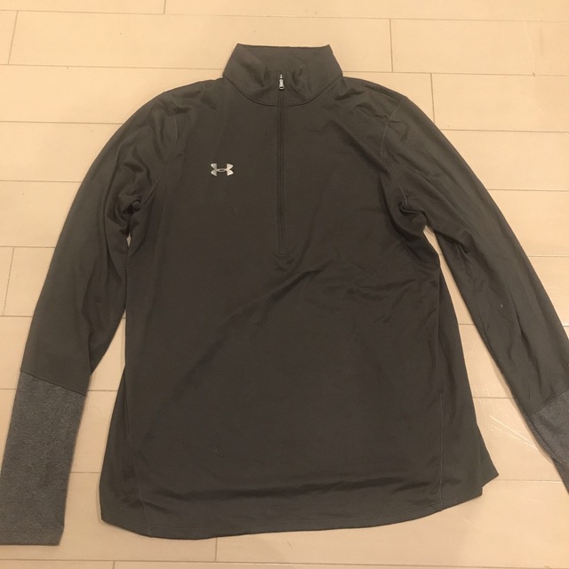 UNDER ARMOUR - 美品アンダーアーマーUNDER ARMOURハーフジップ サイズ