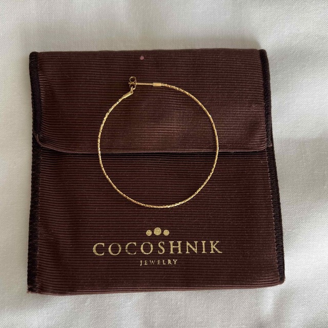 COCOSHNIK(ココシュニック)のCOCOSHNIK （ココシュニック)フープピアス　ゴールド※片方のみの出品です レディースのアクセサリー(ピアス)の商品写真