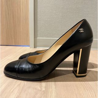 シャネル(CHANEL)の★美品★シャネル　黒パンプス(ハイヒール/パンプス)