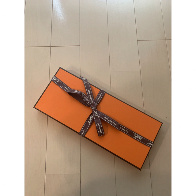 Hermes(エルメス)の新品未使用　HERMESガヴロッシュ45 レディースのファッション小物(バンダナ/スカーフ)の商品写真