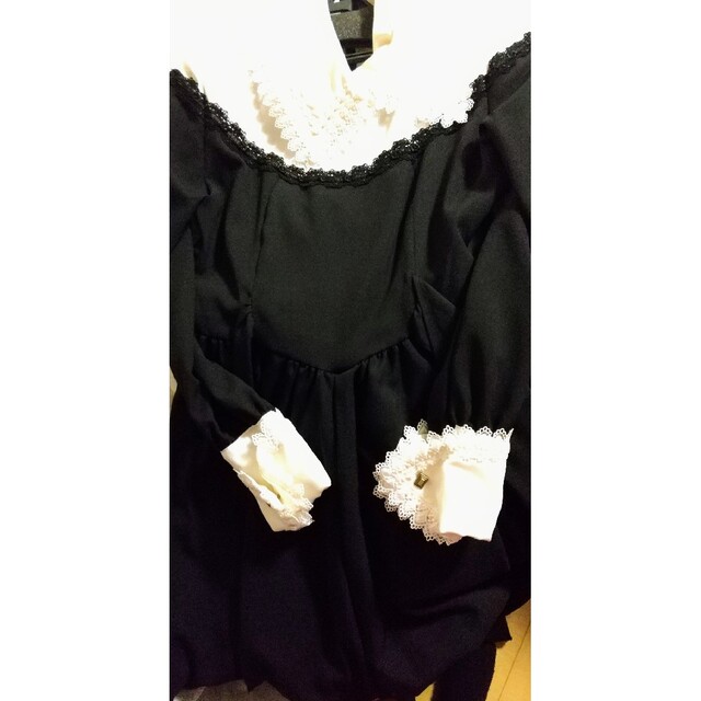 ミホマツダ MIHO MATSUDA ワンピースリリィ (ヘッドドレス付き) レディースのワンピース(ひざ丈ワンピース)の商品写真