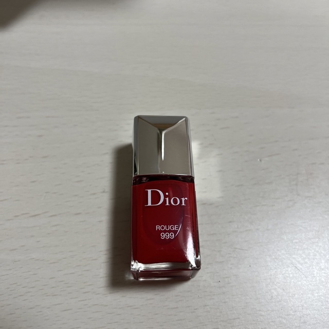 Christian Dior(クリスチャンディオール)のDIOR ミニネイル コスメ/美容のネイル(マニキュア)の商品写真