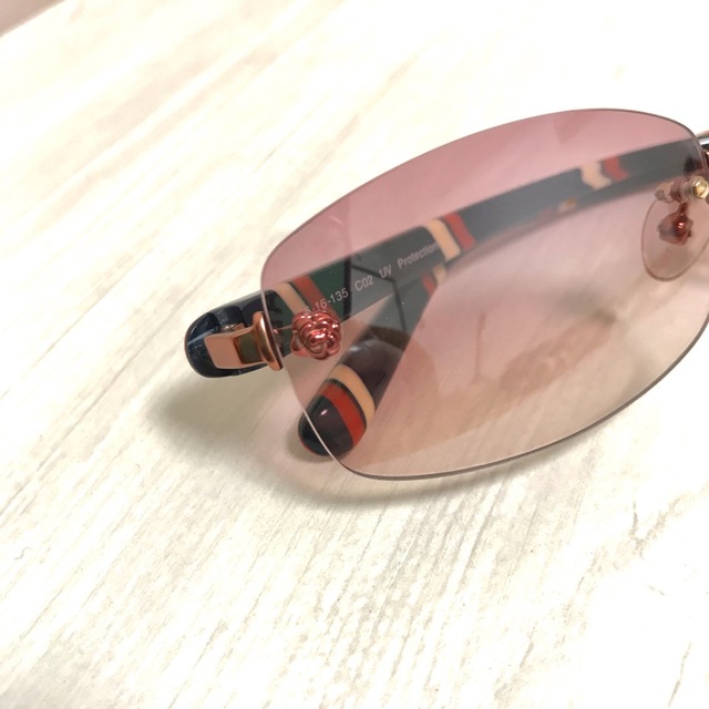 JILLSTUART(ジルスチュアート)のジルスチュアート　サングラス　ピンク　ケース付き レディースのファッション小物(サングラス/メガネ)の商品写真