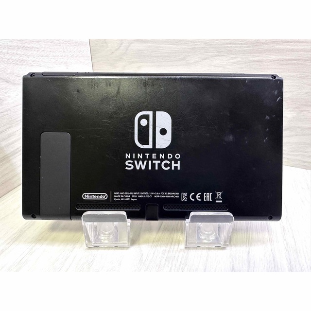 超豪華付属品！内容品完備ですぐに遊べるNintendoSwitch本体一式セット-