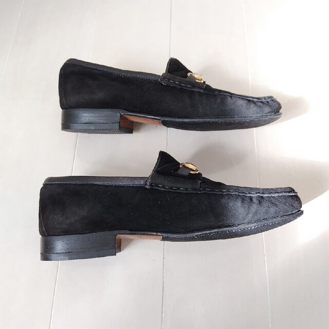 Gucci - GUCCI【グッチ】ホースビット ローファー 黒 スエード 22-22.5