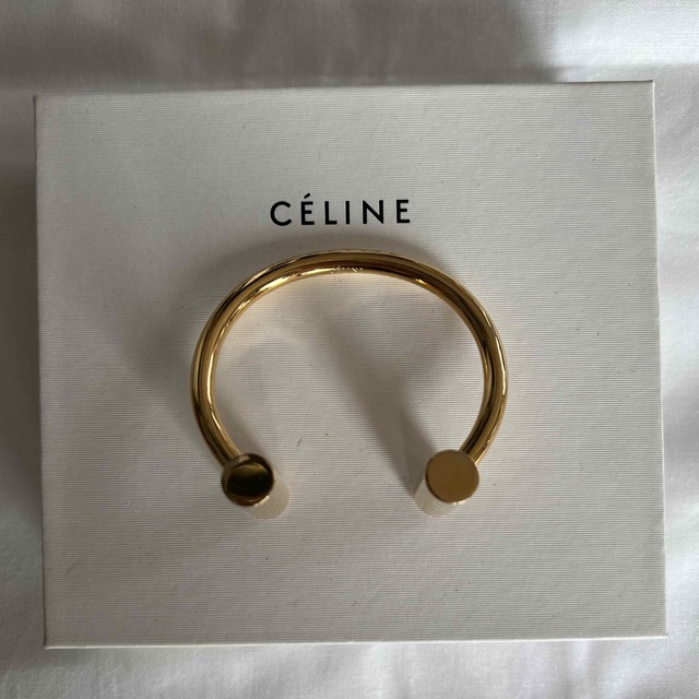 celine バングル　フィービー