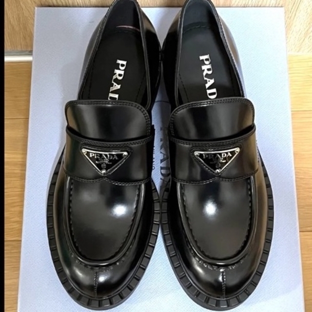 素晴らしい 美品 - PRADA PRADA 39 24.5cm ローファー ブラッシュド