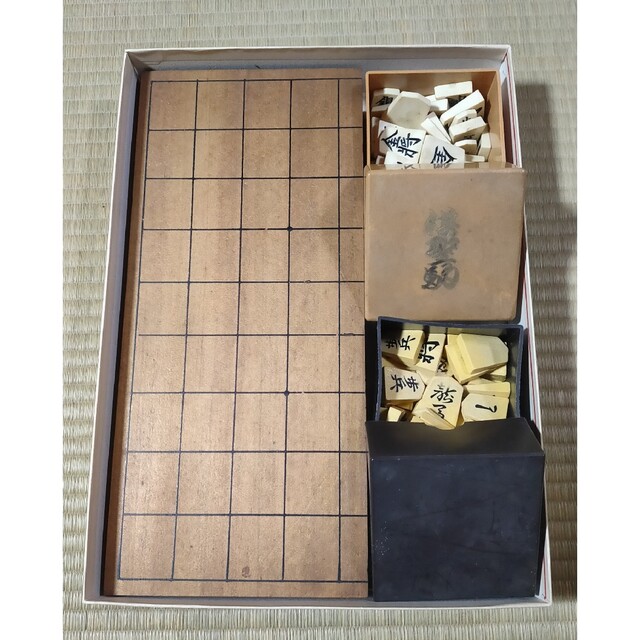 将棋 将棋盤 駒 ゲーム 趣味 遊び エンタメ/ホビーのテーブルゲーム/ホビー(囲碁/将棋)の商品写真