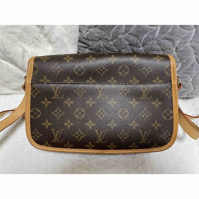 LouisVuitton【美品】Louis Vuitton ソローニュ