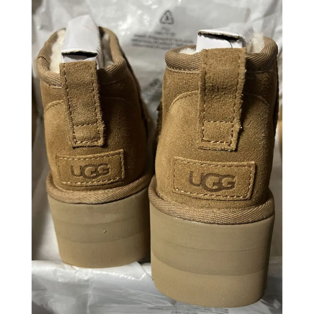 UGG CLASSIC ULTRA MINI PLATFORM 2