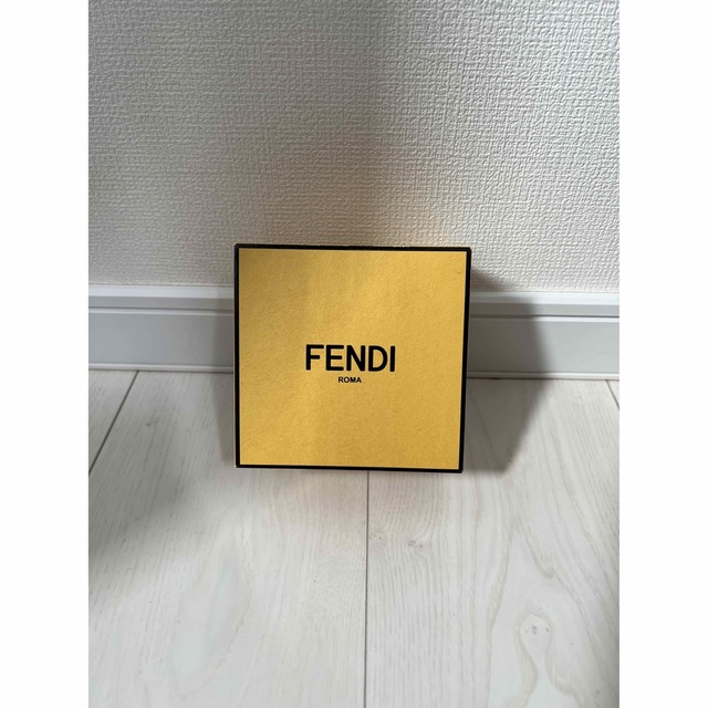 FENDIブレスレット 女性に人気! www.toyotec.com