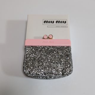 ミュウミュウ(miumiu)の新品 ミュウミュウ ノベルティ ポーチ がま口 ピンク(ポーチ)