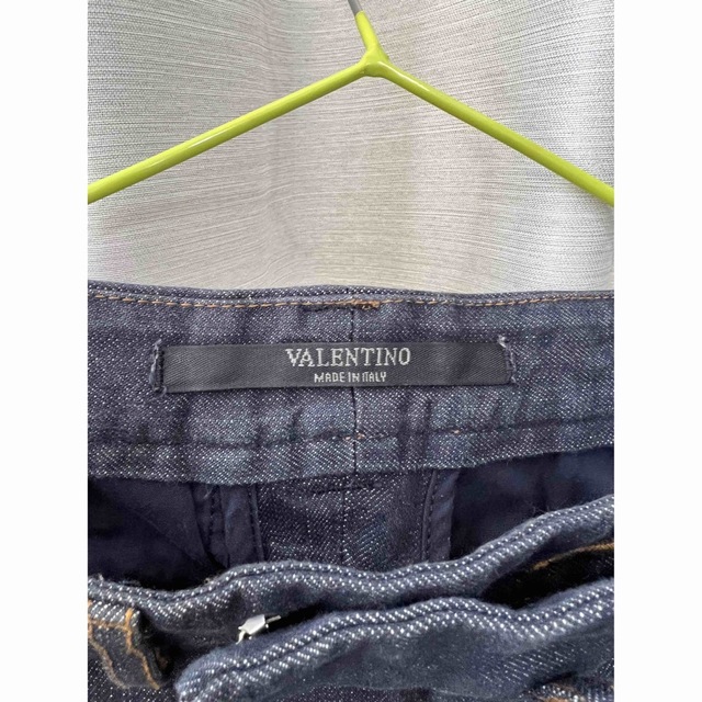 VALENTINO(ヴァレンティノ)のVALENTINOデニム メンズのパンツ(デニム/ジーンズ)の商品写真