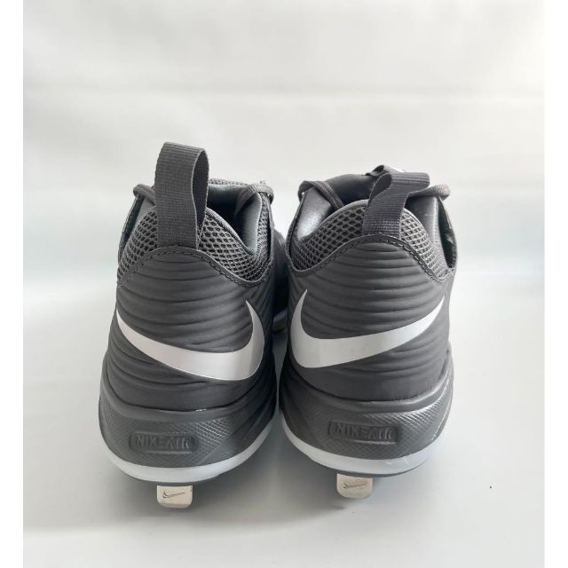 NIKE(ナイキ)のNIKE 新品 ズームトラウト2PRO  グレー 26.0㎝ 野球 スパイク スポーツ/アウトドアの野球(シューズ)の商品写真