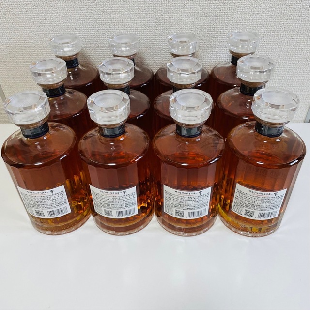 【送料無料】響　ジャパニーズハーモニー　700ml  12本セット