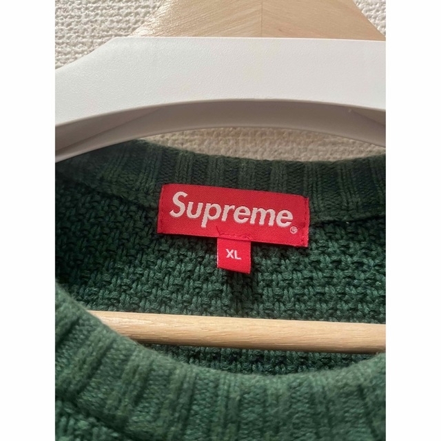 SUPREME SMALL BOX LOGO SWEATER