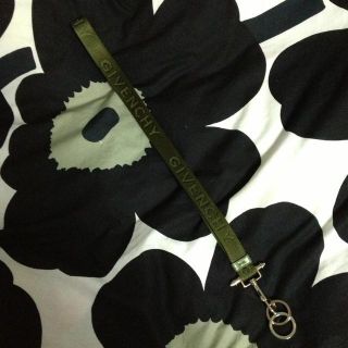ジバンシィ(GIVENCHY)のみきさんお取り置き 1/20まで(ネックレス)