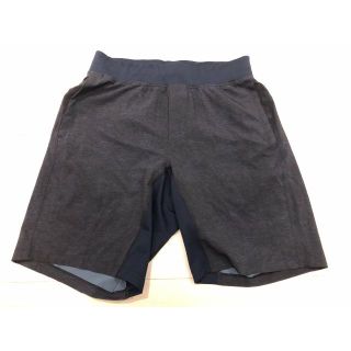 美品 lululemon メンズ ショートパンツ(ヨガ)