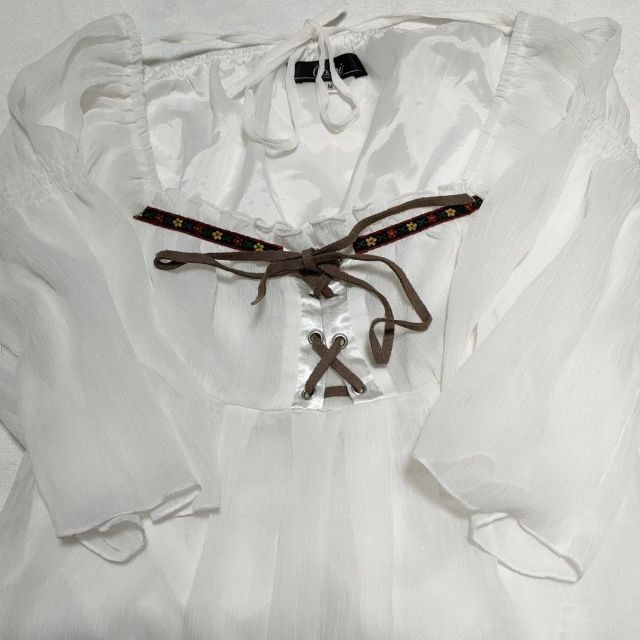 トップス　チュニック　(M)　白　裾刺繍柄 レディースのトップス(チュニック)の商品写真