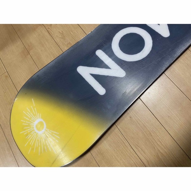 SALOMON(サロモン)のSALOMON スノーボード 板 138cm スポーツ/アウトドアのスノーボード(ボード)の商品写真