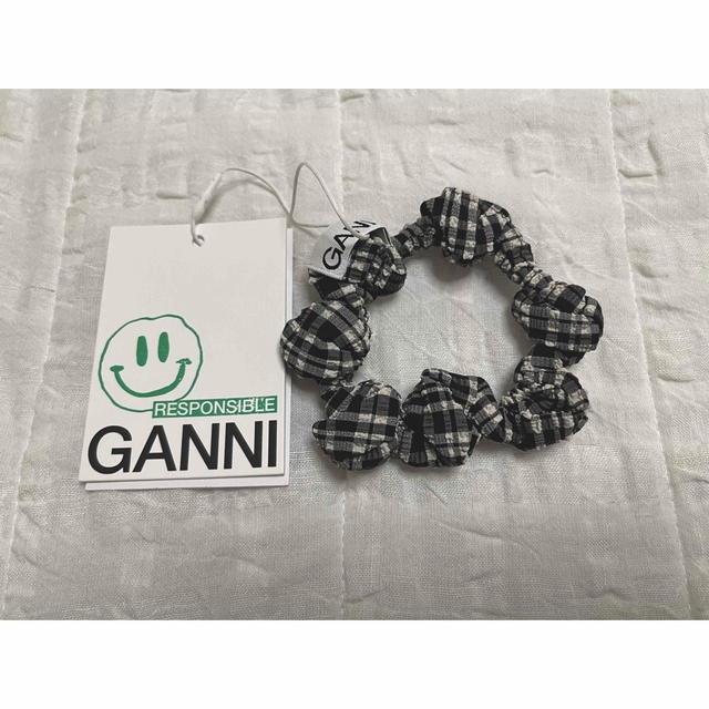 新品未使用 大人気！ GANNI チェック柄 シュシュ - ヘアゴム/シュシュ