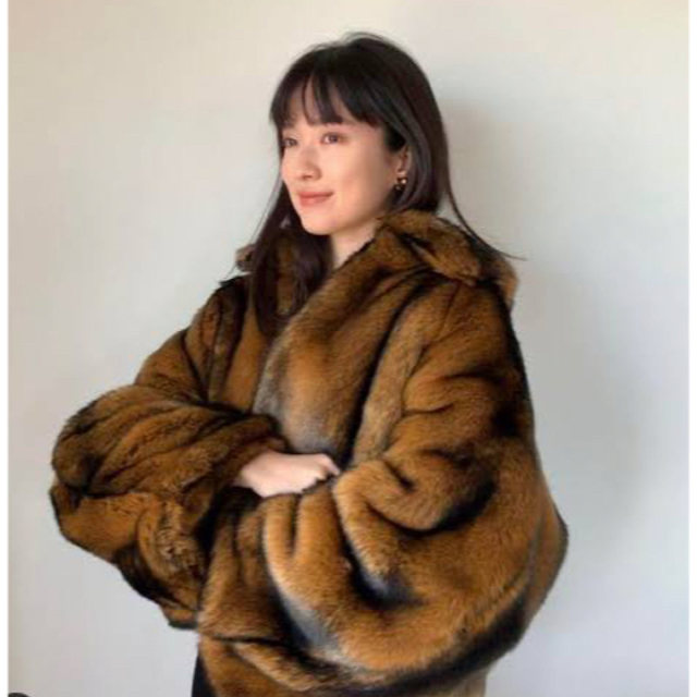Ameri VINTAGE - LEINWANDE Mama's faux-fur jacket ファーコートの ...