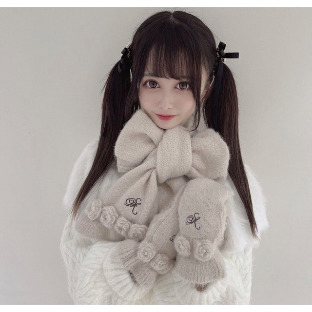 Swankiss(スワンキス)の新品未使用♡Swankiss マフラー レディースのファッション小物(マフラー/ショール)の商品写真