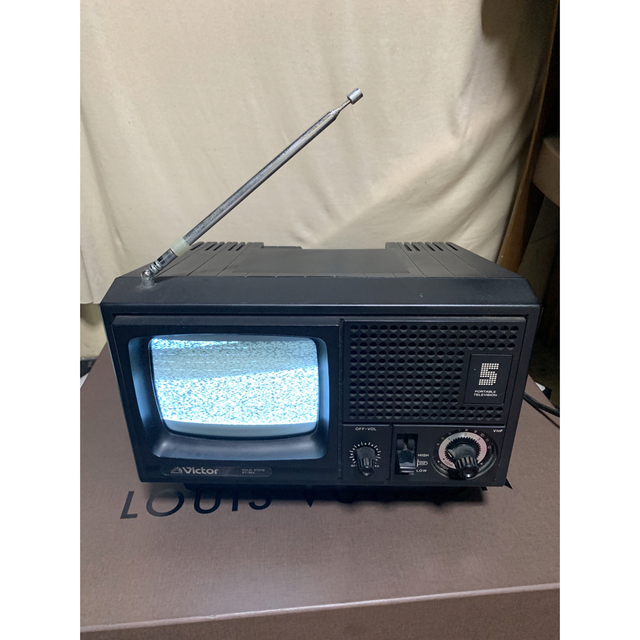 Victor(ビクター)のrca victor solid state 5t-26v 昭和家電　レア スマホ/家電/カメラのテレビ/映像機器(テレビ)の商品写真