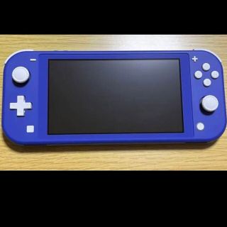 ニンテンドウ(任天堂)のNintendo Switch LITE ブルー(家庭用ゲーム機本体)