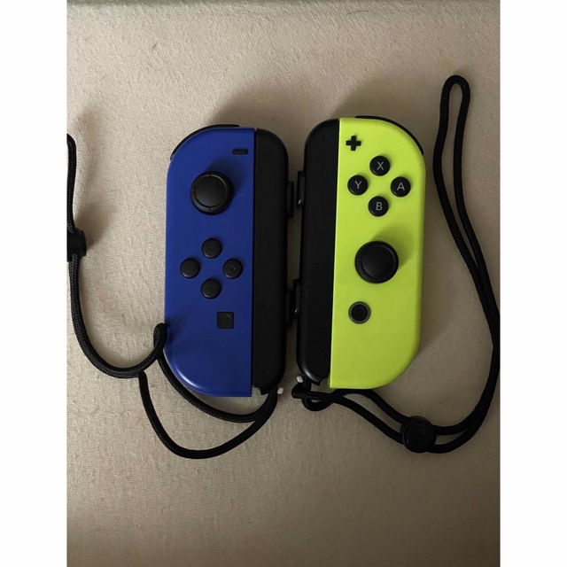 Nintendo Switch(ニンテンドースイッチ)の美品　Nintendo Switch ジョイコン　コントローラー エンタメ/ホビーのゲームソフト/ゲーム機本体(その他)の商品写真