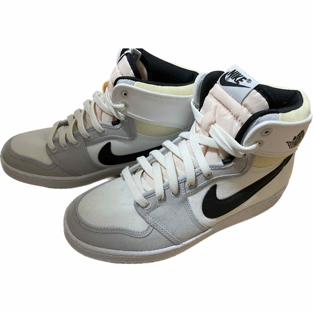 NIKE(ナイキ)のNIKE Air Jordan 1 KO White and Black US8 メンズの靴/シューズ(スニーカー)の商品写真