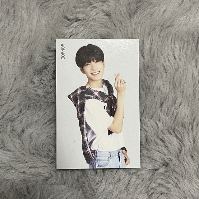 ウォヌ seventeen トレカ エンタメ/ホビーのCD(K-POP/アジア)の商品写真