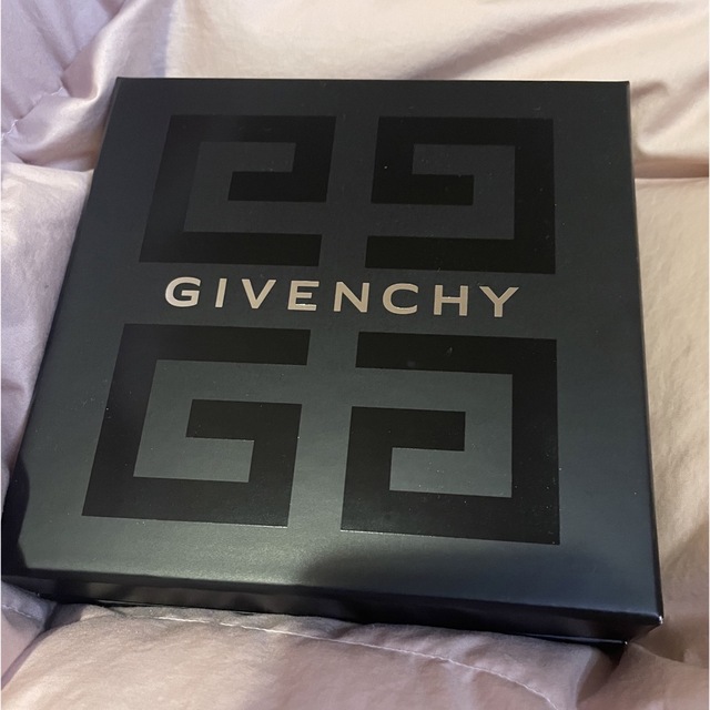 GIVENCHY(ジバンシィ)のGIVENCHY ミニチュアセット コスメ/美容のキット/セット(コフレ/メイクアップセット)の商品写真