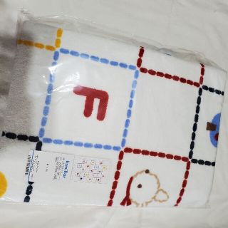 ファミリア(familiar)のfamiliar　タオルケット(新品未開封)(その他)