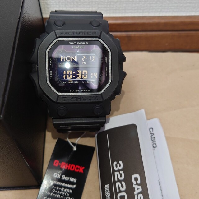 G-SHOCK(ジーショック)の美品！CASIO G-SHOCK GXW-56BB-1JF メンズの時計(腕時計(デジタル))の商品写真