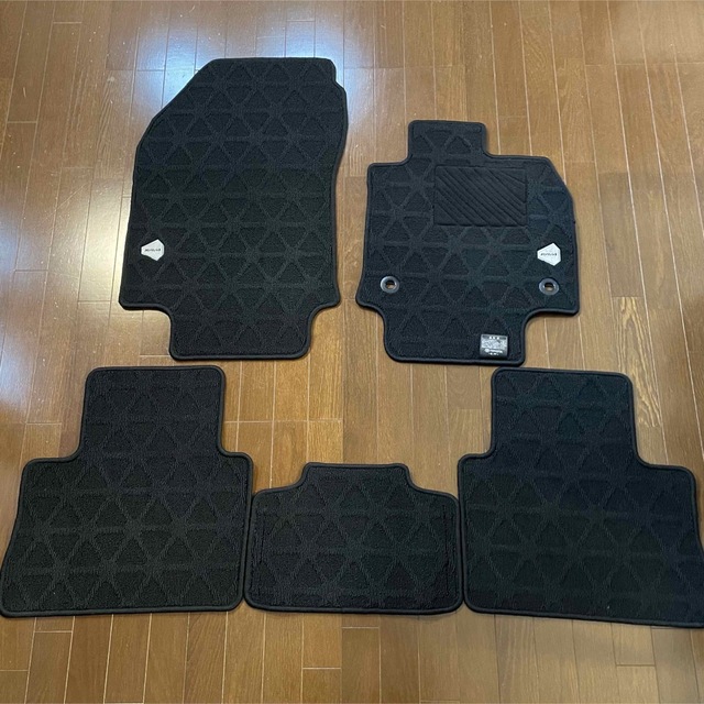 （丸様専用）トヨタ RAV4 純正フロアマット　品