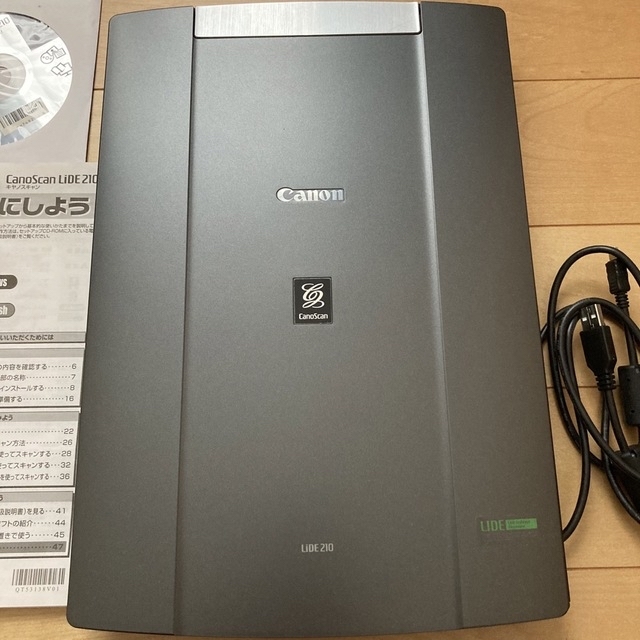 Canon(キヤノン)のカラー　スキャナー　キャノン　CanoScan LiDE210 スマホ/家電/カメラのPC/タブレット(PC周辺機器)の商品写真