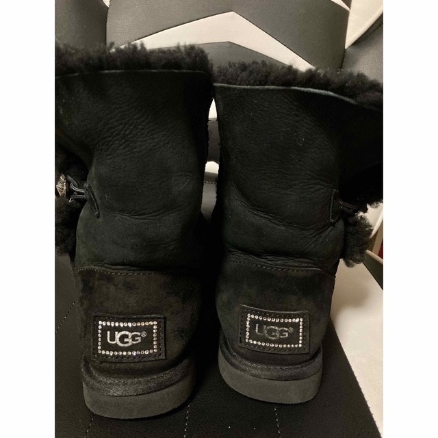 UGG - UGG ラインストーン ムートンブーツ 黒 7 38 24の通販 by UGG - UGG ラインストーン ムートンブーツ 黒 7 38 24の通販 by