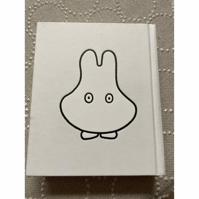 miffy(ミッフィー)の⭐︎  希少　ミッフィー展 図録  65周年 エンタメ/ホビーの本(アート/エンタメ)の商品写真