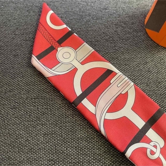 新品お得 エルメス TWILLY 美品 人気 エルメスツイリー HERMES