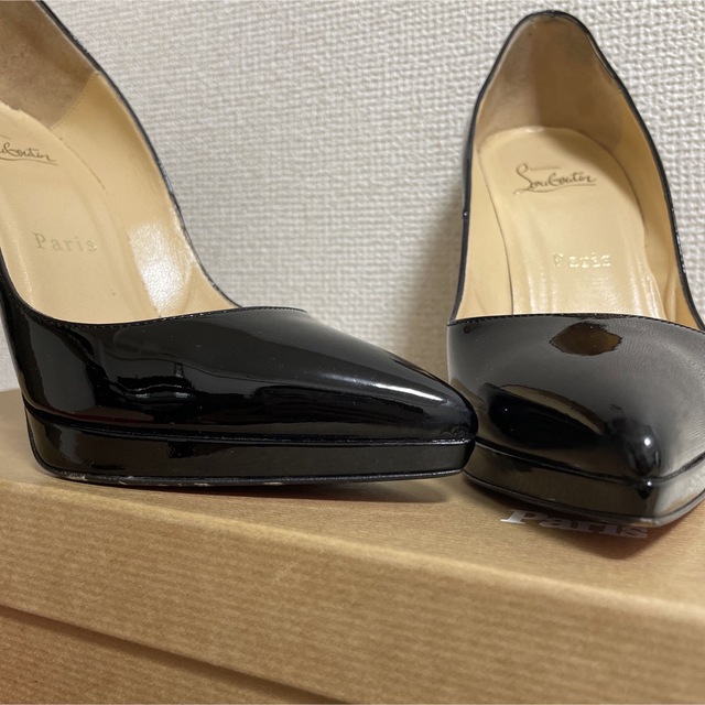 Christian Louboutin(クリスチャンルブタン)のChristian Louboutin クリスチャン ルブタン 36.5 レディースの靴/シューズ(ハイヒール/パンプス)の商品写真